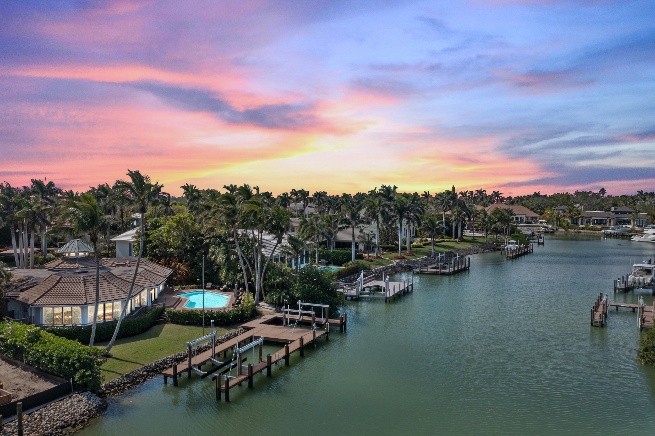 A Buyer’s Guide to Waterfront Homes in Naples Florida